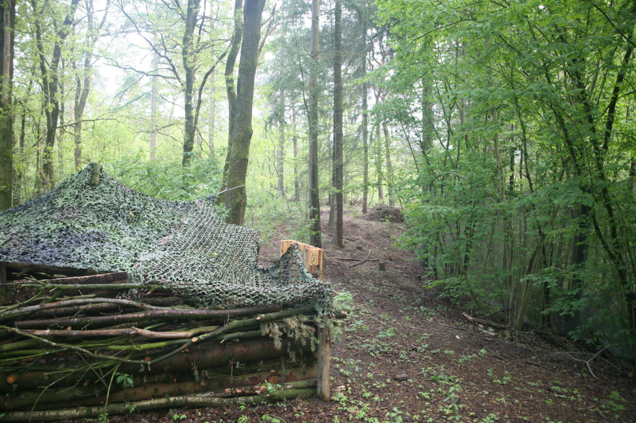 Overzicht speelveld forest outpost